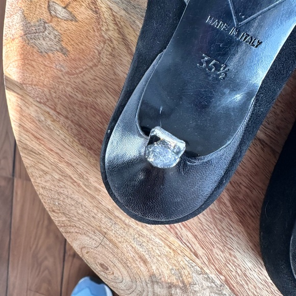 CHANEL Vintage Black Suede Leather 4 Leaf Clover CC Logo Appliqué Kitten Heels - Picture 13 of 15